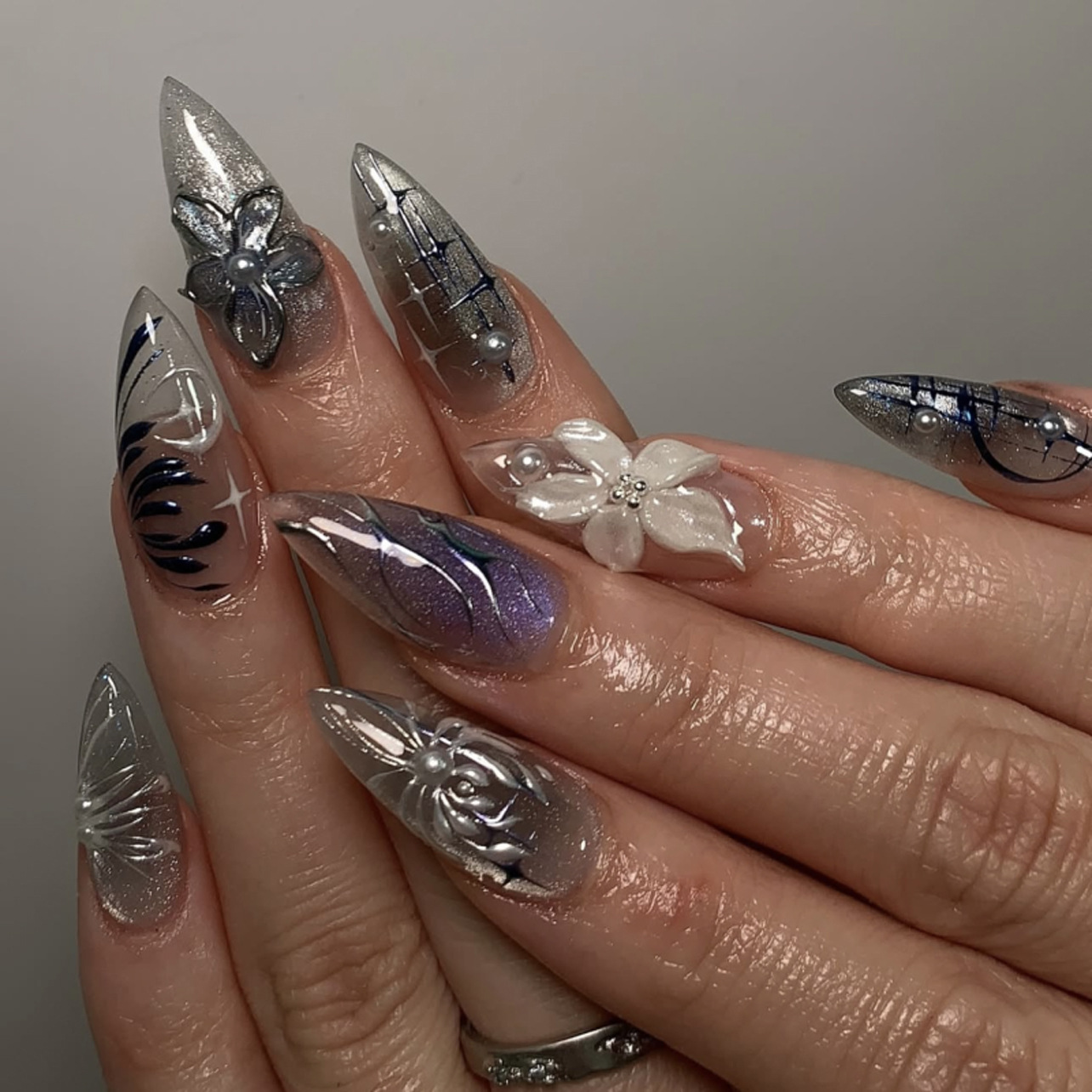 24개 스틸레토 모양 블랙 레드 프레스온 네일, 엑스트 - Nail Art Y2K 리뷰 및 가격